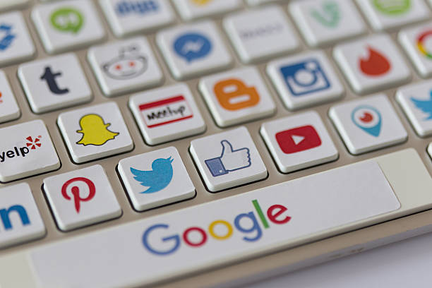 Online Advertising Online Advertising